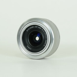 Panasonic LUMIX G VARIO 12-32mm / F3.5-5.6 ASPH. / MEGA O.I.S.