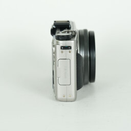 OLYMPUS XZ-1 チタニウムシルバー プレミアムキット OLYMPUS XZ-1 チタニウムシルバー プレミアムキット