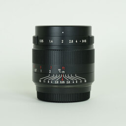 七工匠 7Artisans 35mm F0.95 (フジフイルムX用) ブラック