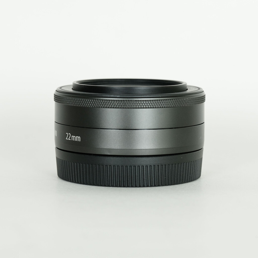 Canon EF-M22mm F2 STM Canon EF-M22mm F2 STM