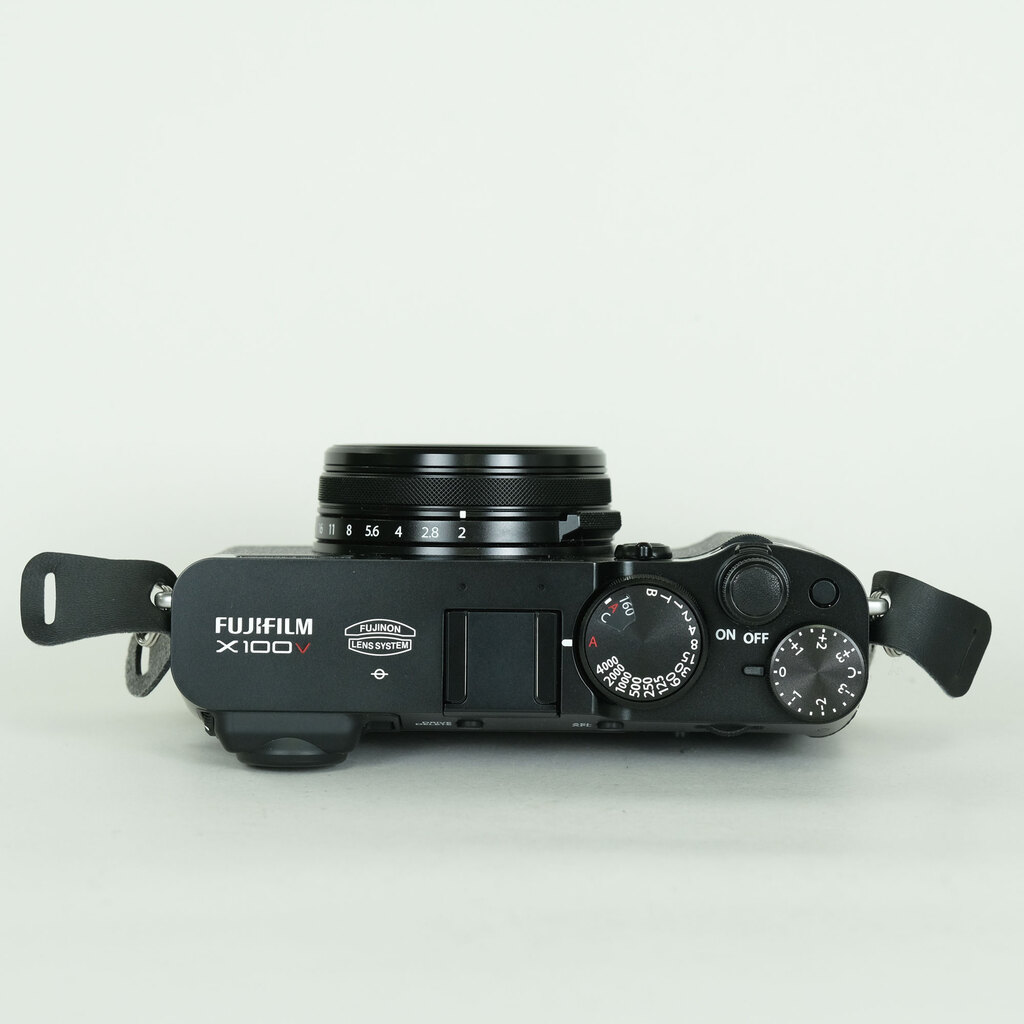 FUJIFILM X100V ブラック