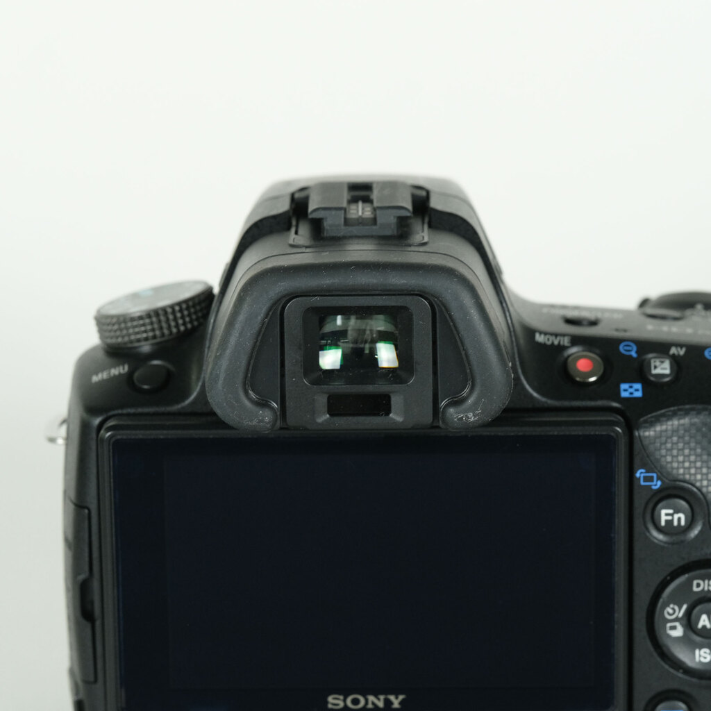 SONY α55（SLT-A55V）の出品 | ONE SCENE（ワンシーン）
