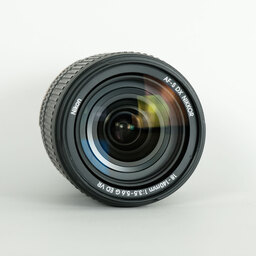 Nikon AF-S DX NIKKOR 18-140mm F3.5-5.6G ED VR