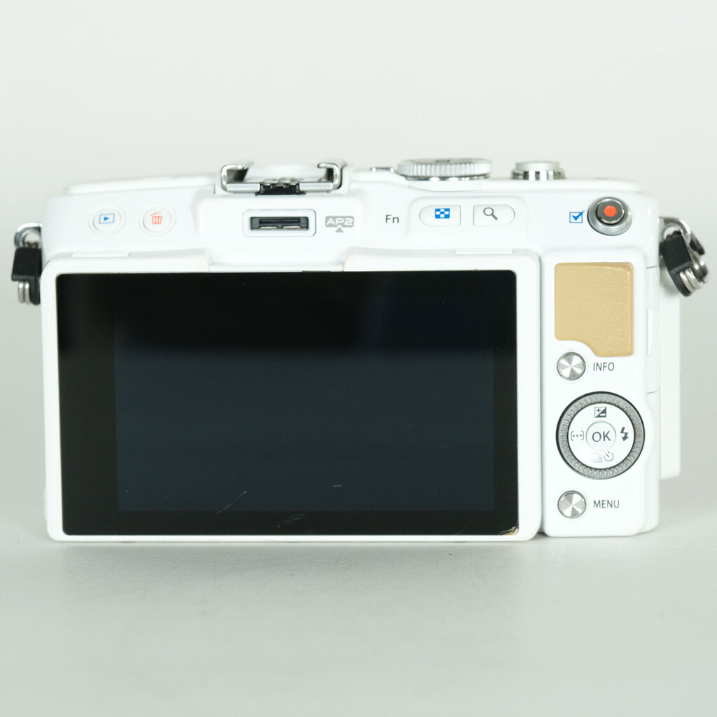 OLYMPUS PEN Lite E-PL5 ボディ ホワイト