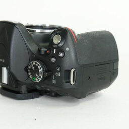 Nikon D5200 ボディ ブラック