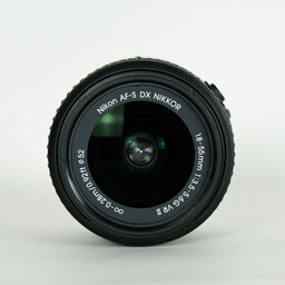 Nikon AF-S DX NIKKOR 18-55mm f3.5-5.6G VR II Nikon AF-S DX NIKKOR 18-55mm f3.5-5.6G VR II