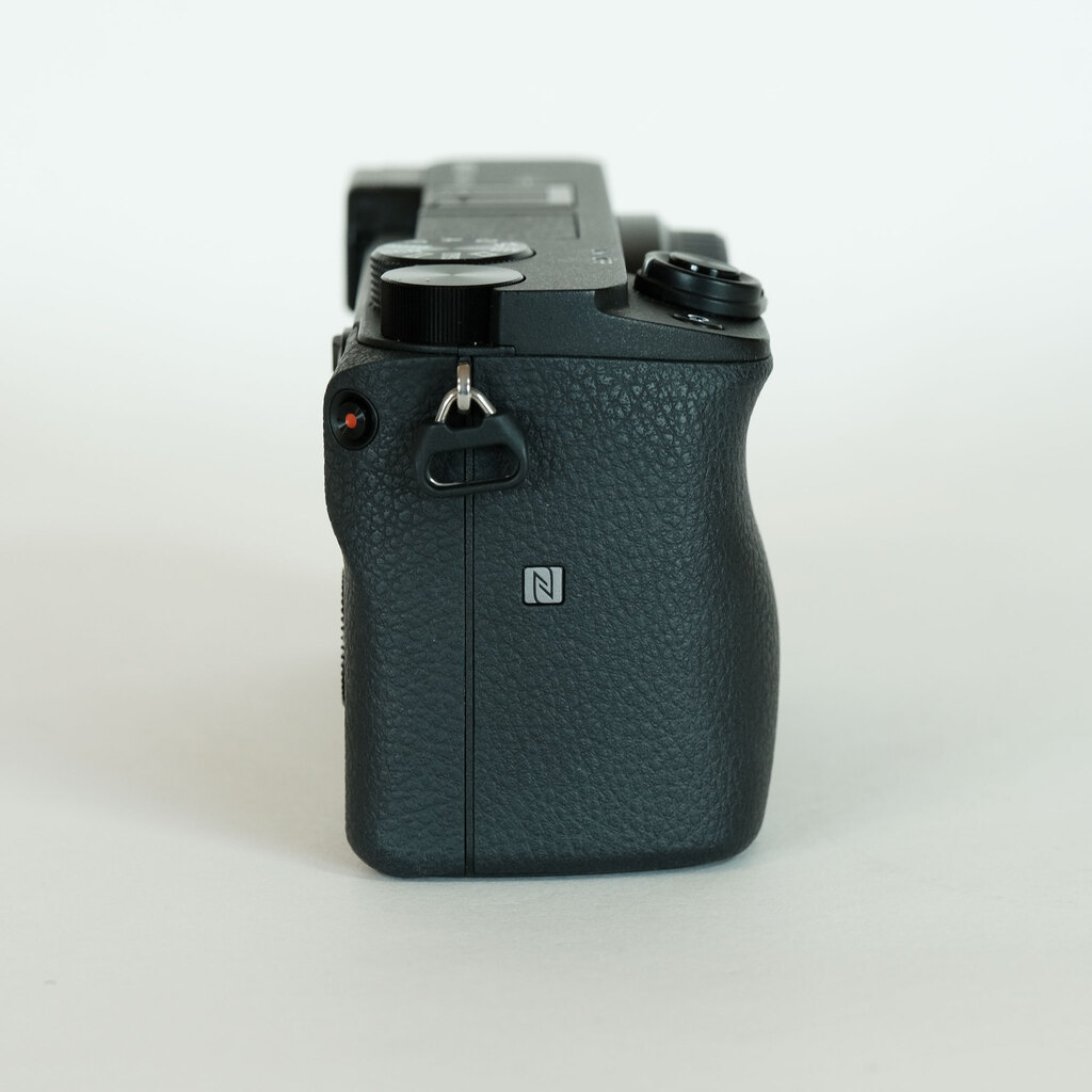 SONY α6400（ILCE-6400）