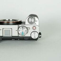 SONY α7C II（ILCE-7CM2）