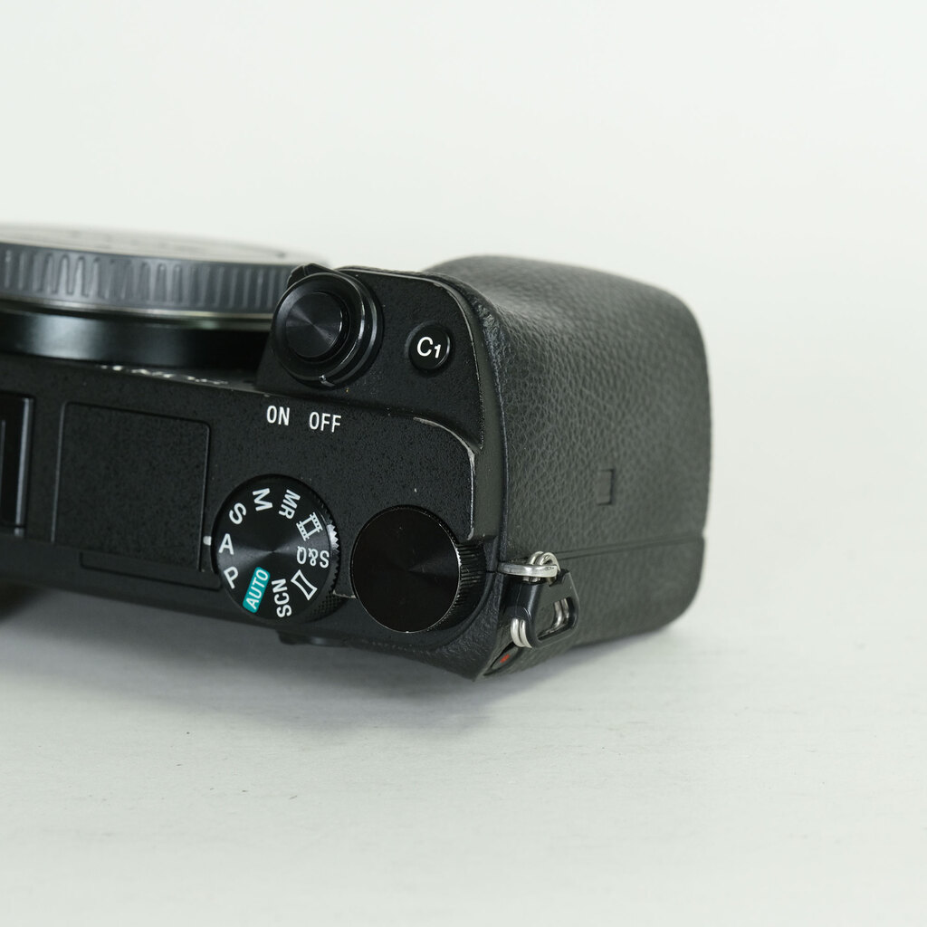 SONY α6400(ILCE-6400) SONY α6400(ILCE-6400)