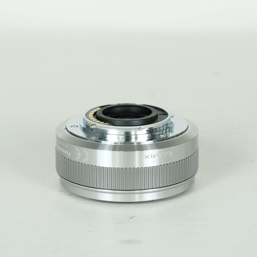 Panasonic LUMIX G 20mm F1.7 II ASPH.の出品 | ONE SCENE（ワンシーン）