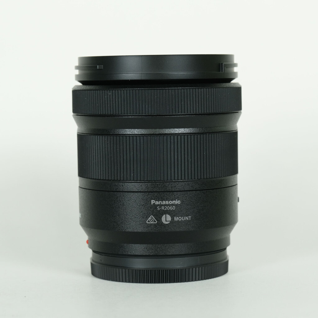 Panasonic LUMIX S 20-60mm F3.5-5.6 Panasonic LUMIX S 20-60mm F3.5-5.6