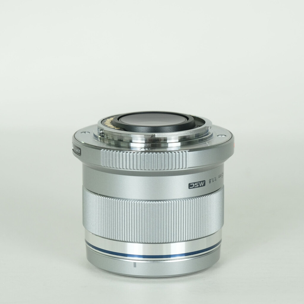 OLYMPUS M.ZUIKO DIGITAL 45mm F1.8の出品 | ONE SCENE（ワンシーン）
