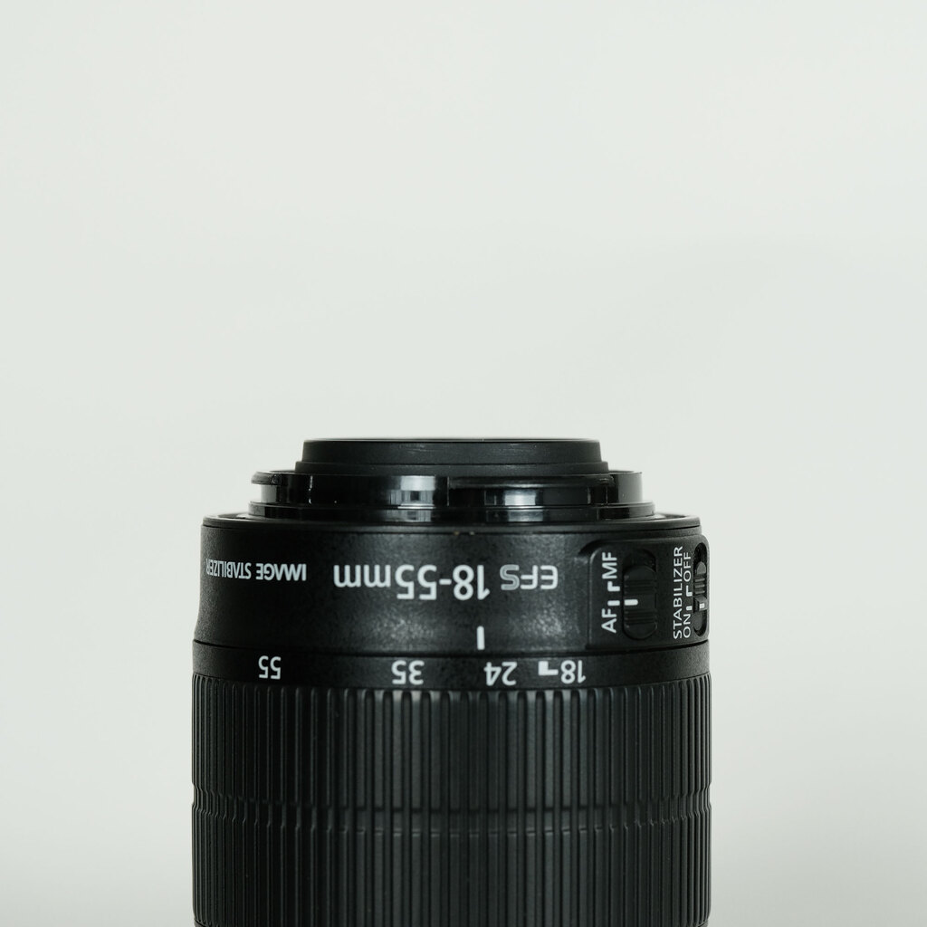 Canon EF-S18-55mm F3.5-5.6 IS STM
