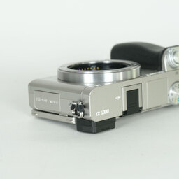 SONY α6000(ILCE-6000) SONY α6000(ILCE-6000)