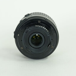 Nikon AF-S DX NIKKOR 18-55mm f3.5-5.6G VR II Nikon AF-S DX NIKKOR 18-55mm f3.5-5.6G VR II