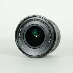 FUJIFUILM XF8mmF3.5R WR