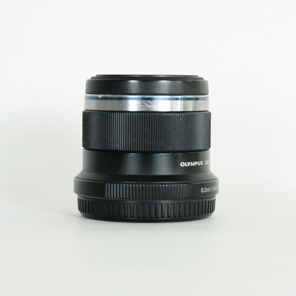 OLYMPUS M.ZUIKO DIGITAL 45mm F1.8