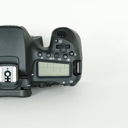 Canon EOS 90D