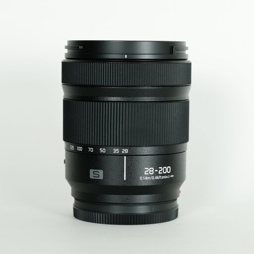 Panasonic LUMIX S 28-200mm F4-7.1 MACRO O.I.S.