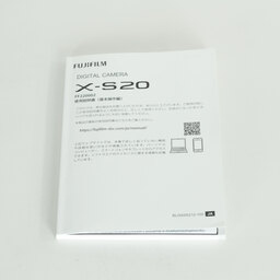 FUJIFILM X-S20