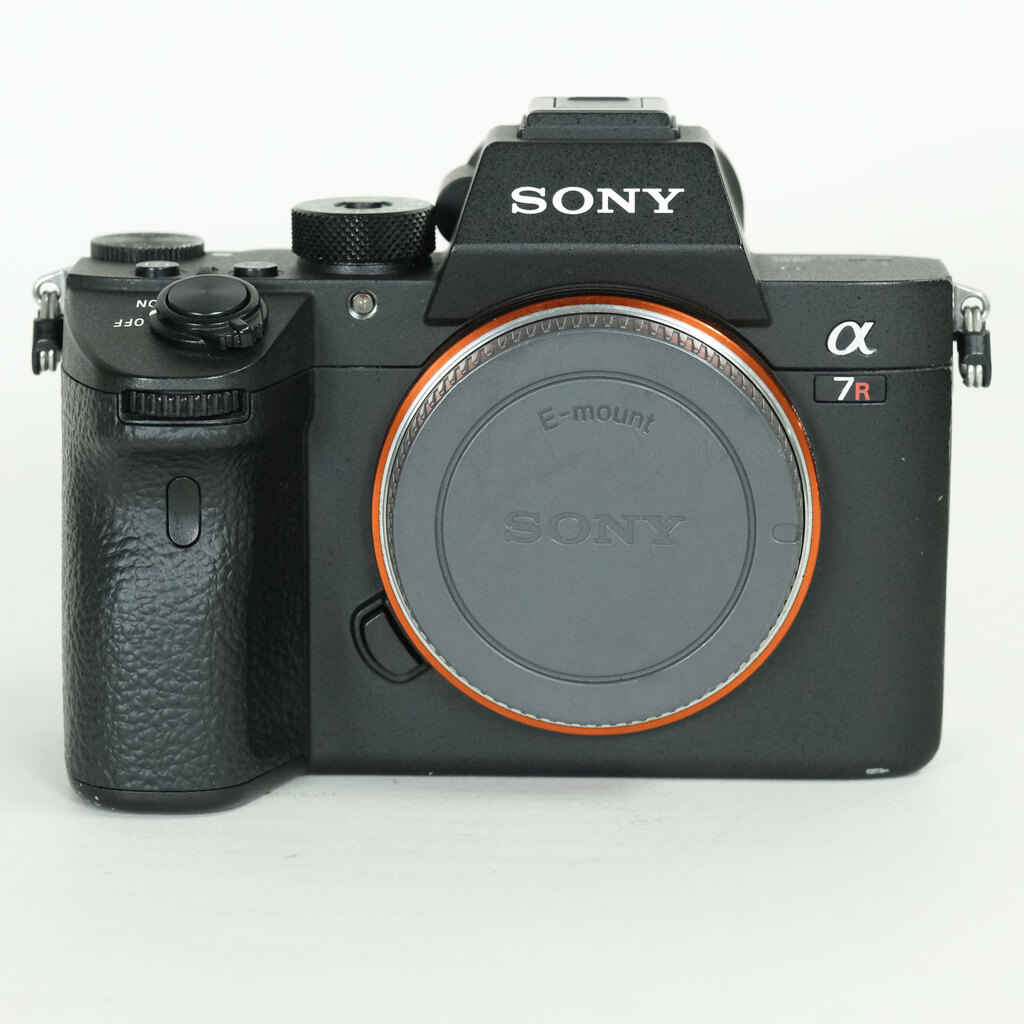 SONY α7R III(ILCE-7RM3) SONY α7R III(ILCE-7RM3)