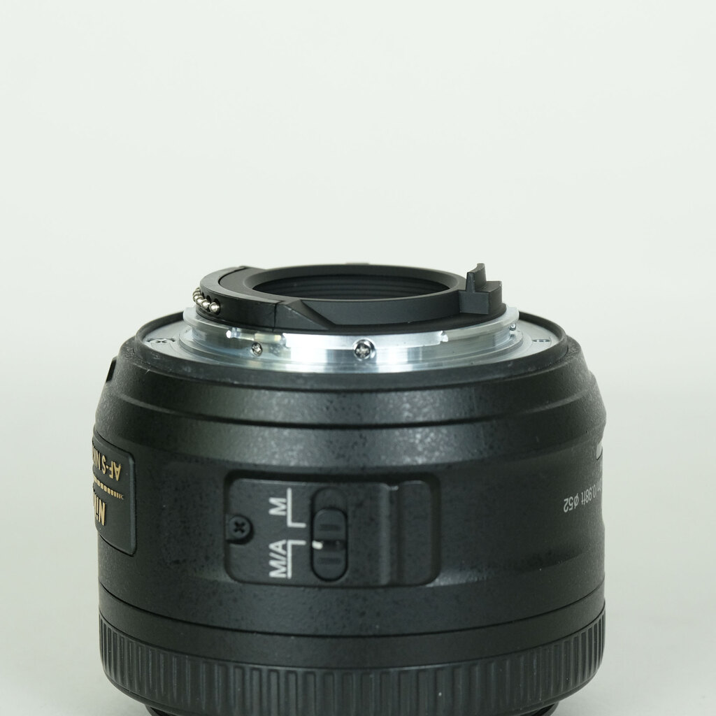 Nikon AF-S DX NIKKOR 35mm f/1.8G