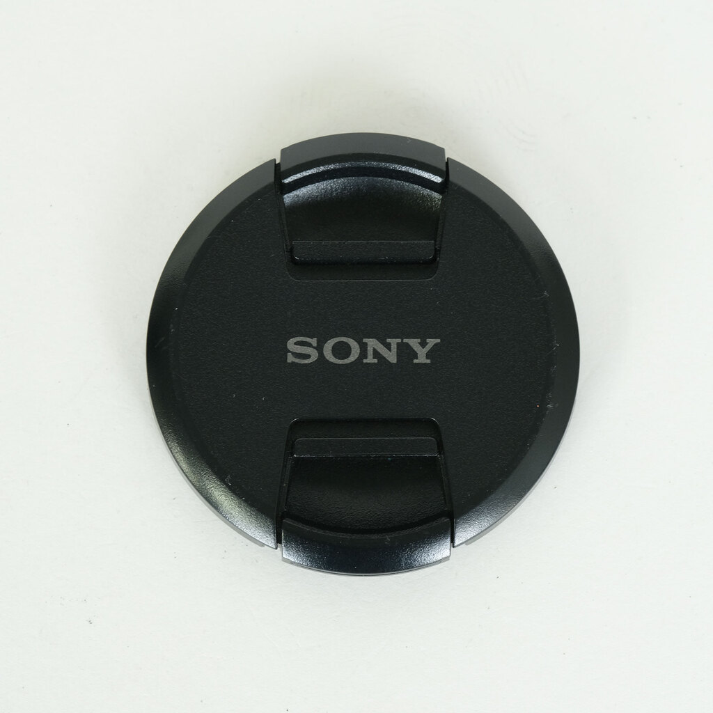 SONY FE 24-240mm F3.5-6.3 OSS SEL24240