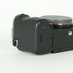 SONY α7C II（ILCE-7CM2）