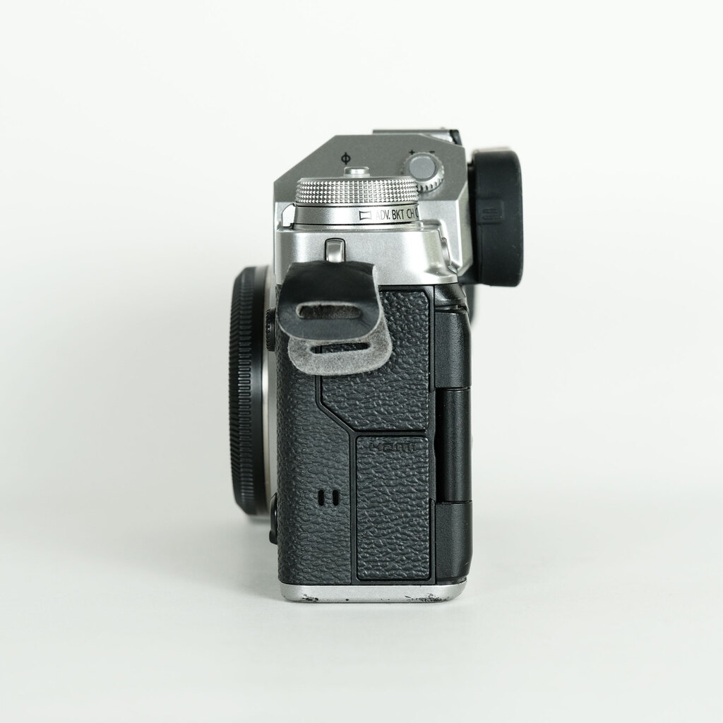 FUJIFILM X-T4 FUJIFILM X-T4