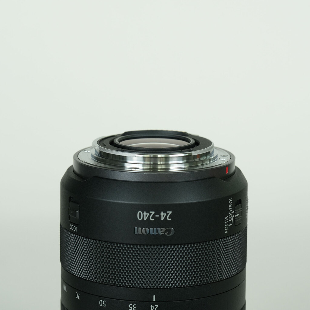 Canon RF24-240mm F4-6.3 IS USM Canon RF24-240mm F4-6.3 IS USM