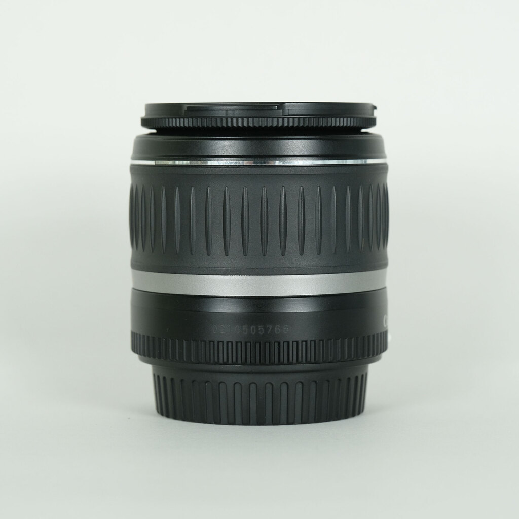 Canon EF-S 18-55mm F3.5-5.6 II USMの出品 | ONE SCENE（ワンシーン）