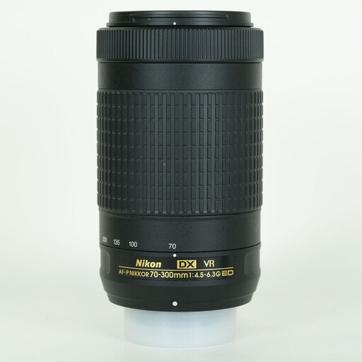 Nikon AF-P DX NIKKOR 70-300mm f/4.5-6.3G ED VR Nikon AF-P DX NIKKOR 70-300mm f/4.5-6.3G ED VR