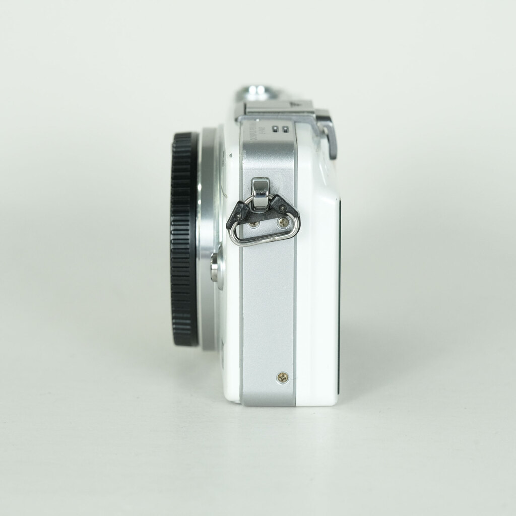 OLYMPUS PEN mini E-PM2 ボディ ホワイトの出品 | ONE SCENE（ワンシーン）