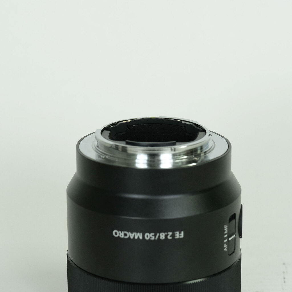 SONY FE 50mm F2.8 Macro SEL50M28