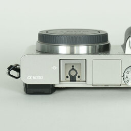 SONY α6000(ILCE-6000) SONY α6000(ILCE-6000)