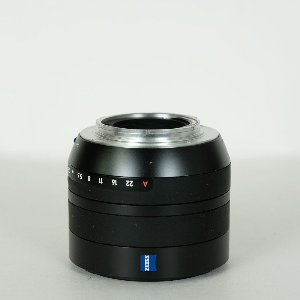 Carl Zeiss Touit 1.8/32 [フジフイルムX用]