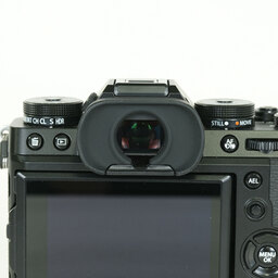 FUJIFILM X-T5