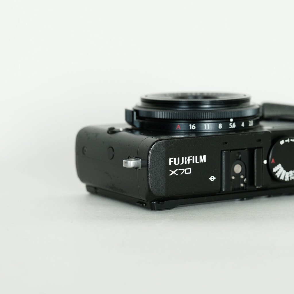 FUJIFILM X70 ブラック