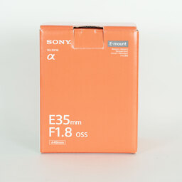 SONY E 35mm F1.8 OSS SEL35F18