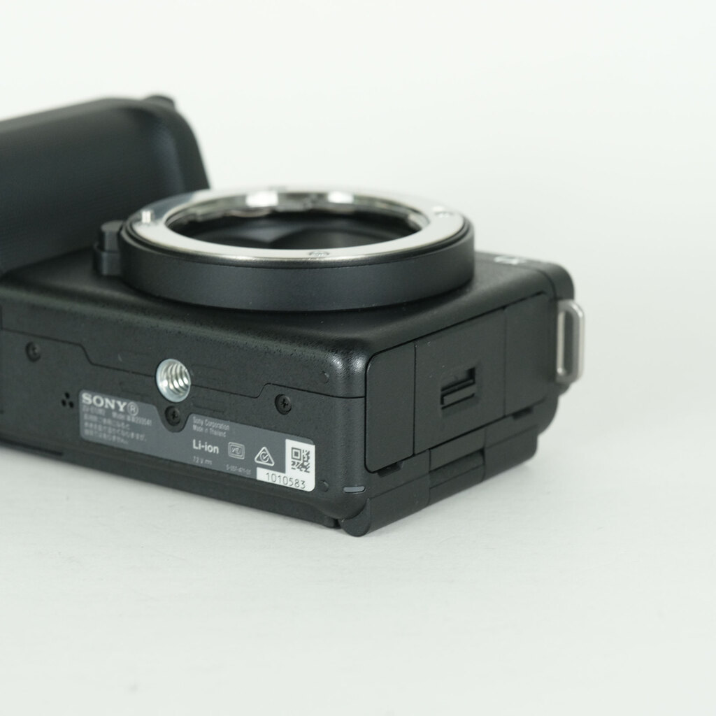 SONY VLOGCAM ZV-E10 II（ZV-E10M2）の出品 | ONE SCENE（ワンシーン）