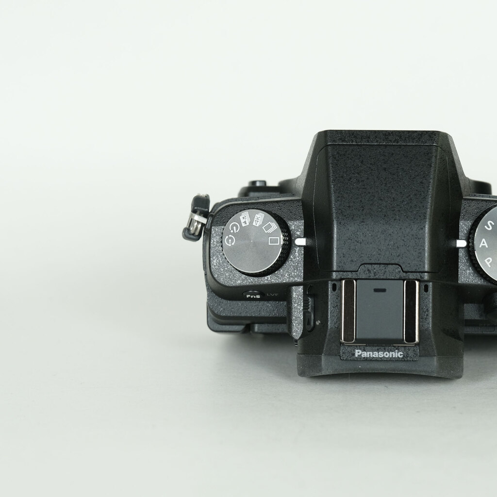 Panasonic LUMIX DMC-G8 Panasonic LUMIX DMC-G8