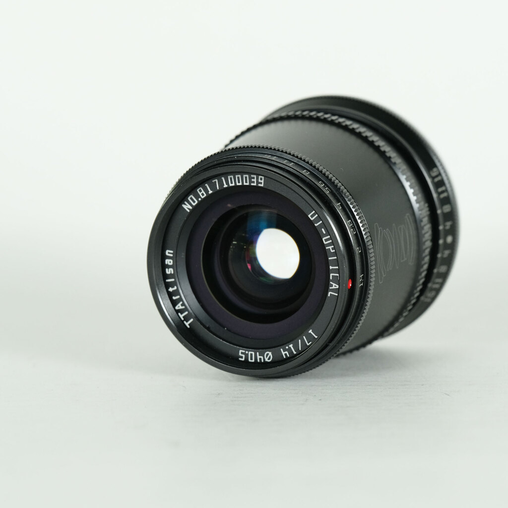 銘匠光学 TTArtisan 17mm F1.4 C ASPH (フジフイルムX用) ブラックの