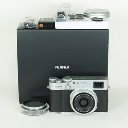 FUJIFILM X100V シルバー FUJIFILM X100V シルバー