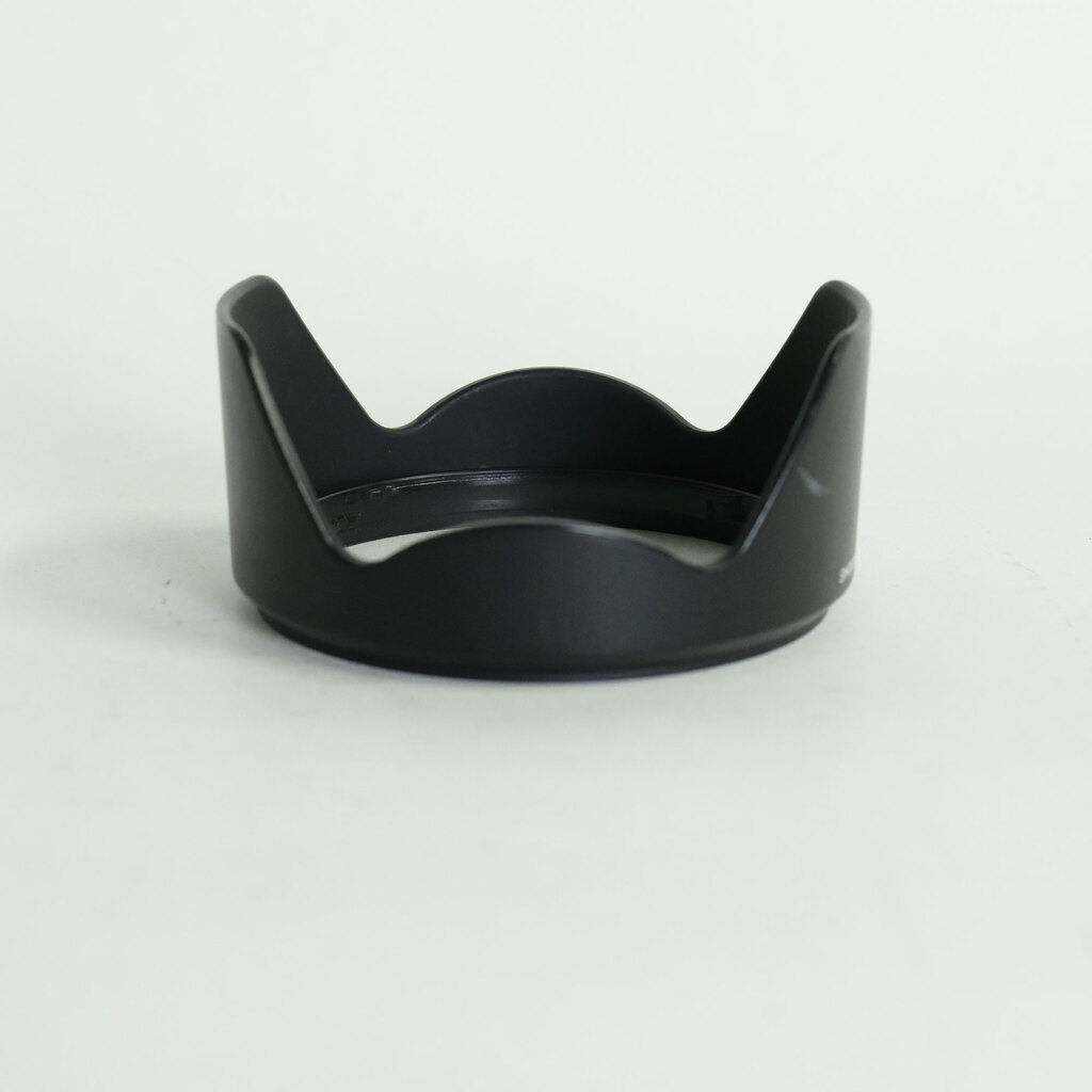 SONY Vario-Sonnar T＊ DT 16-80mm F3.5-4.5 ZA SAL1680Z