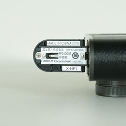FUJIFILM X half X-HF1