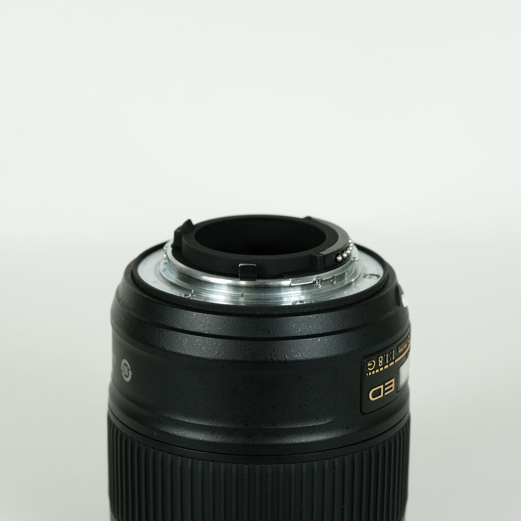 Nikon AF-S NIKKOR 35mm f/1.8G ED