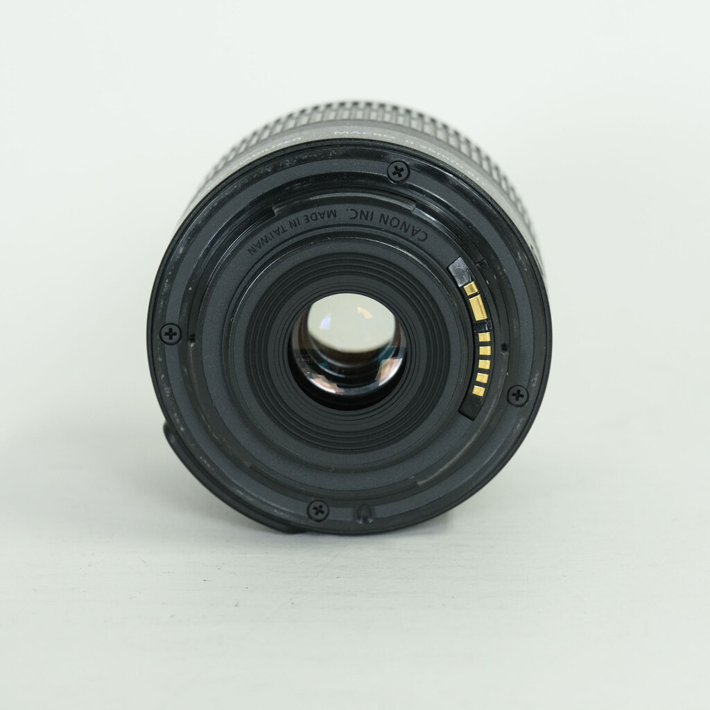 Canon EF-S18-55mm F4-5.6 IS STM