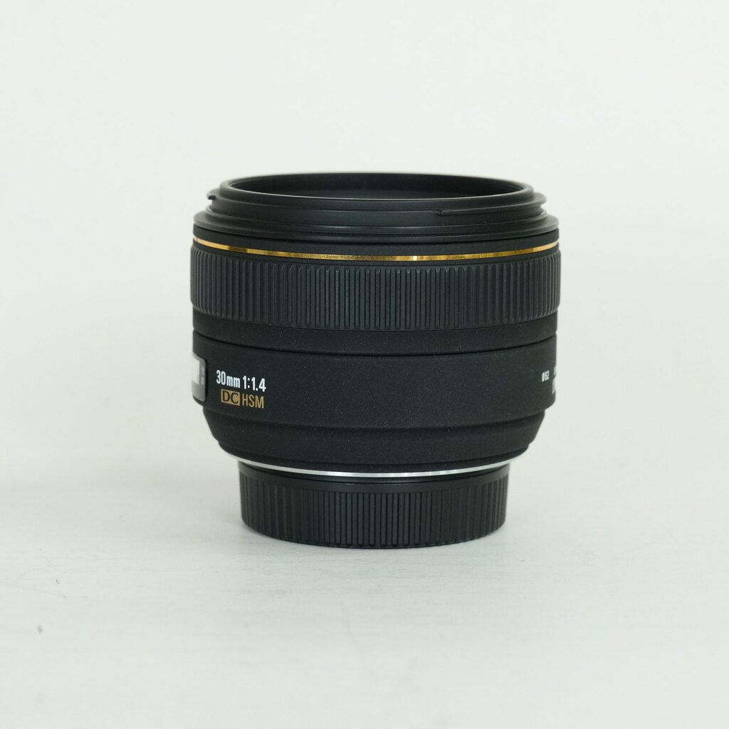 SIGMA 30mm F1.4EX DC HSM (ニコンF用)