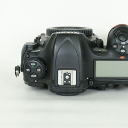 Nikon D500