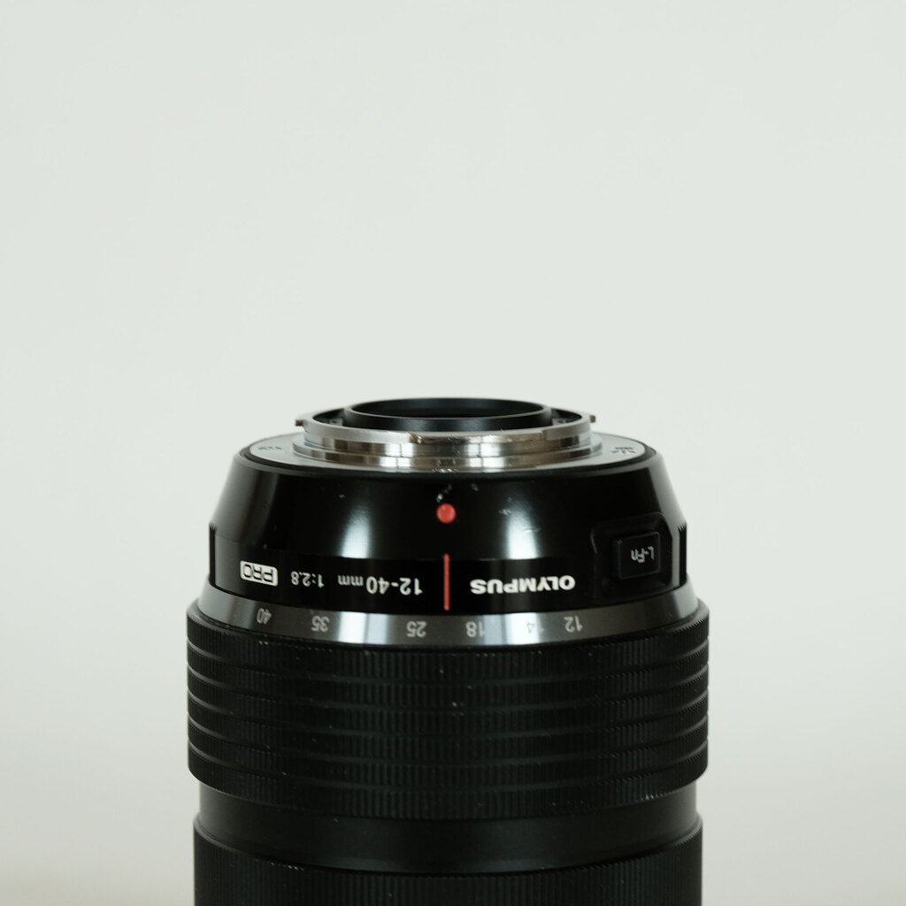 OLYMPUS M.ZUIKO DIGITAL ED 12-40mm F2.8 PRO